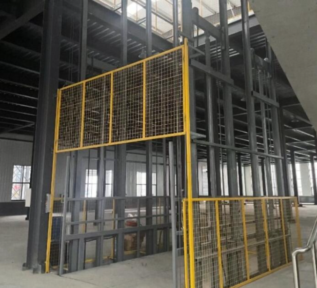 拉孜请详细介绍一下货梯安装在室外的维护方法